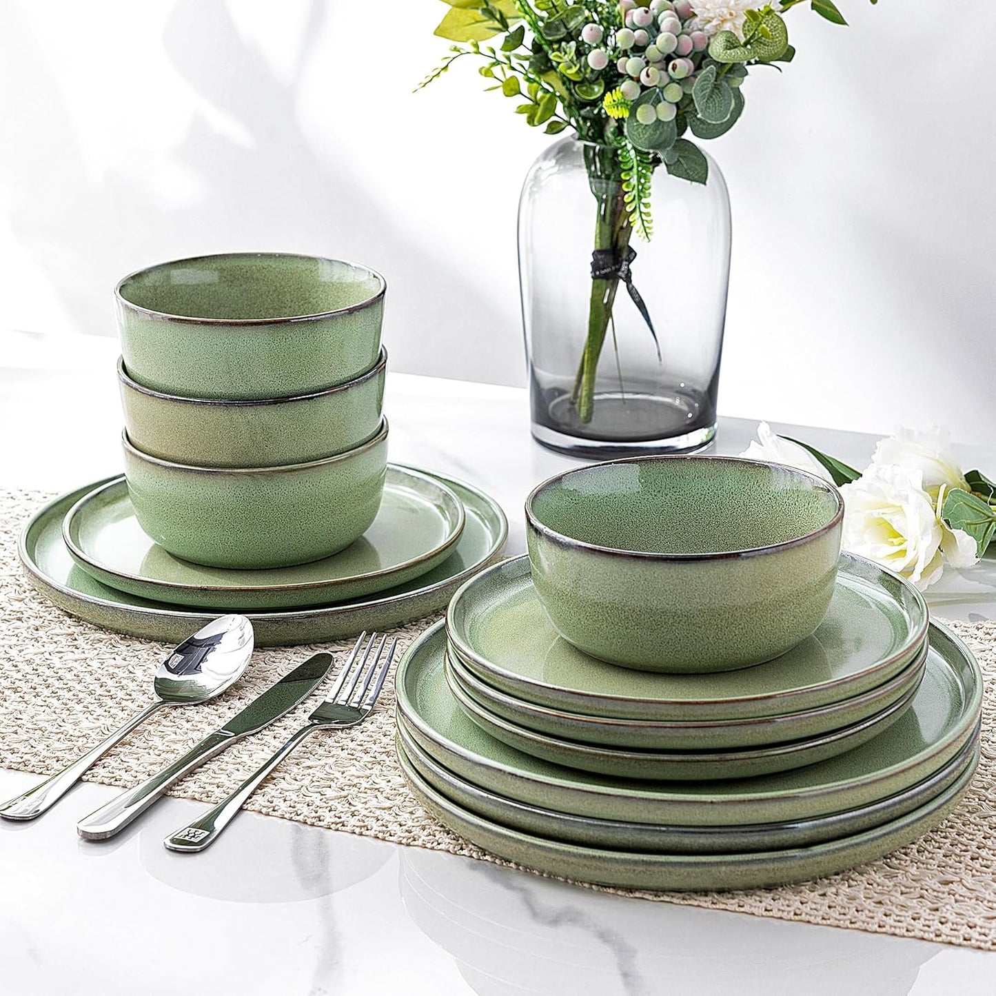 GBHOME Ceramic Dinnerware Sets for 8, 24 Pieces Stoneware Plates and Bowls Sets, Scratch Resistant Dishes, Dishwasher & Microwave Safe-Pastel Green