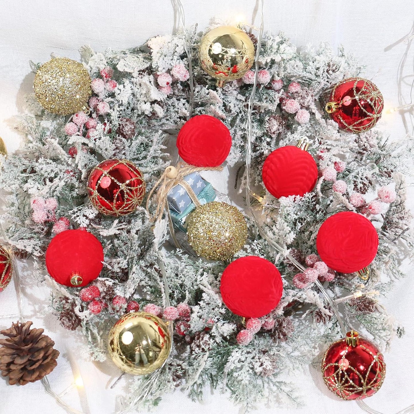 2.36In Velvet Christmas Ball Ornaments, 25PCS Red/Gold Flocked Christmas Tree Hanging Decorations, for Home Holiday Wedding Indoor Xmas Party Decor.