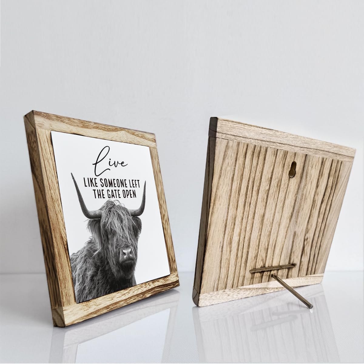 Funny Wood Sign, Cow Decor, Wooden Plaques Sign Table Decoration, Farmhouse Decorate for Shelf, Country Style Home Decor, Inspirational Decorate Signs, Live Like Someone Left the Gate Open Signs