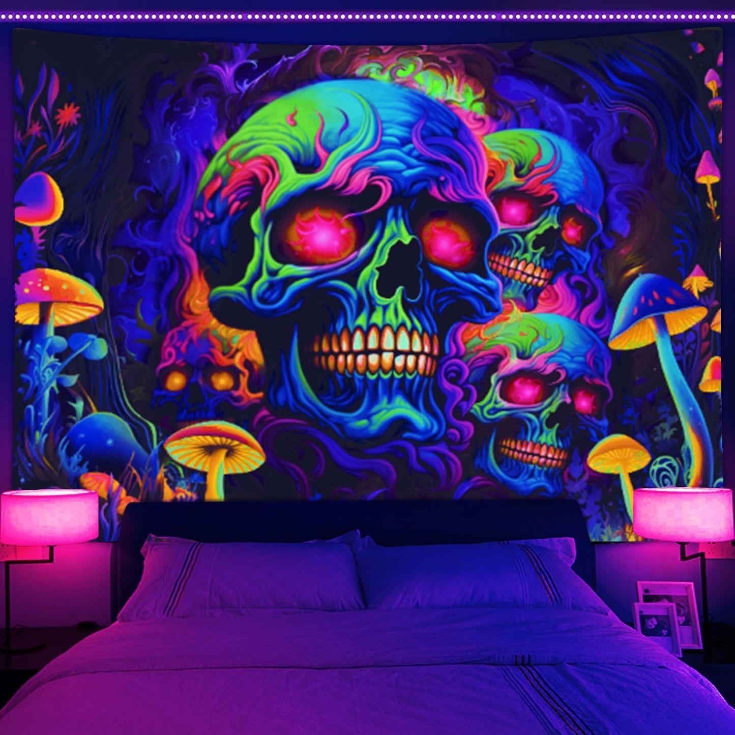 Skull Blacklight Tapestry, UV Reactive Skeleton Wall Art for Bedroom, Adults' Black Light Posters, Halloween Horror Glow in Dark Tapestry Aesthetic Living Room Dorm Decor 60x40IN