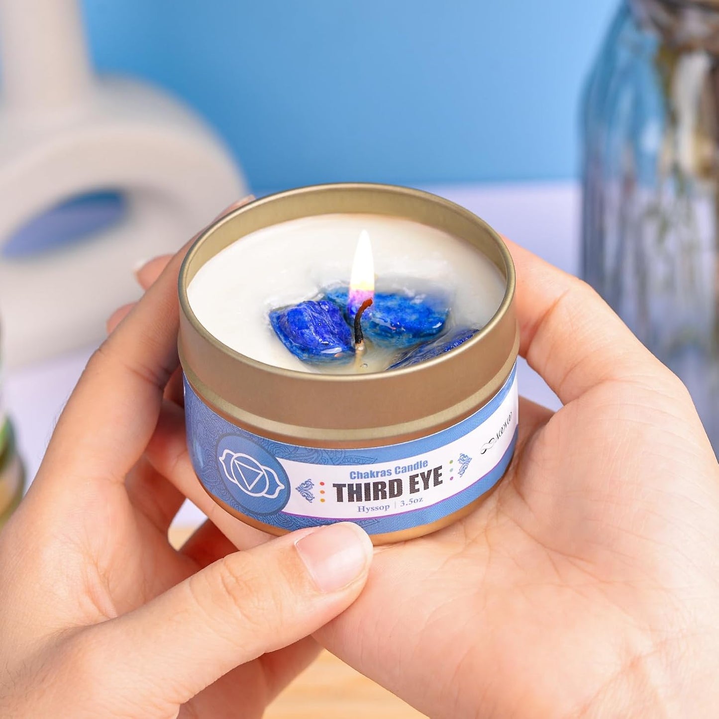 AOOVOO Chakra Candles with Healing Crystals - 7 Chakra Candle Set, Spiritual Gifts for Women, Aromatherapy Candle, Soy Candles for Women