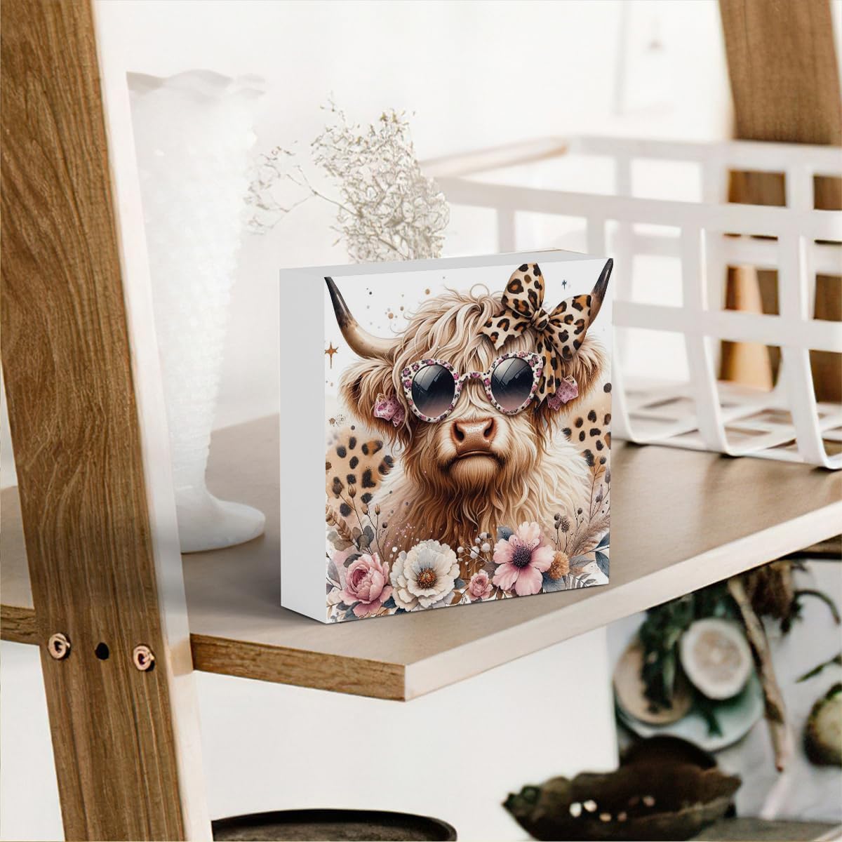 Highland Cow Decor, Highland Cow Gifts for women, Cow With Leopard Bow, Highland Cow Nursery Decor, Wooden Box Decor Sign for Home Farmhouse Office Living Room Table Shelf