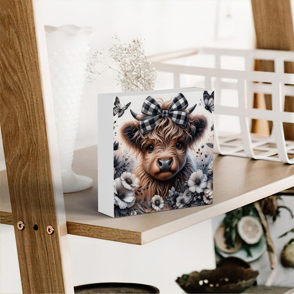 Highland Cow Decor, Highland Cow Gifts for women, Highland Cow Nursery Decor, Wooden Box Decor Sign for Home Farmhouse Office Living Room Table Shelf Tiered