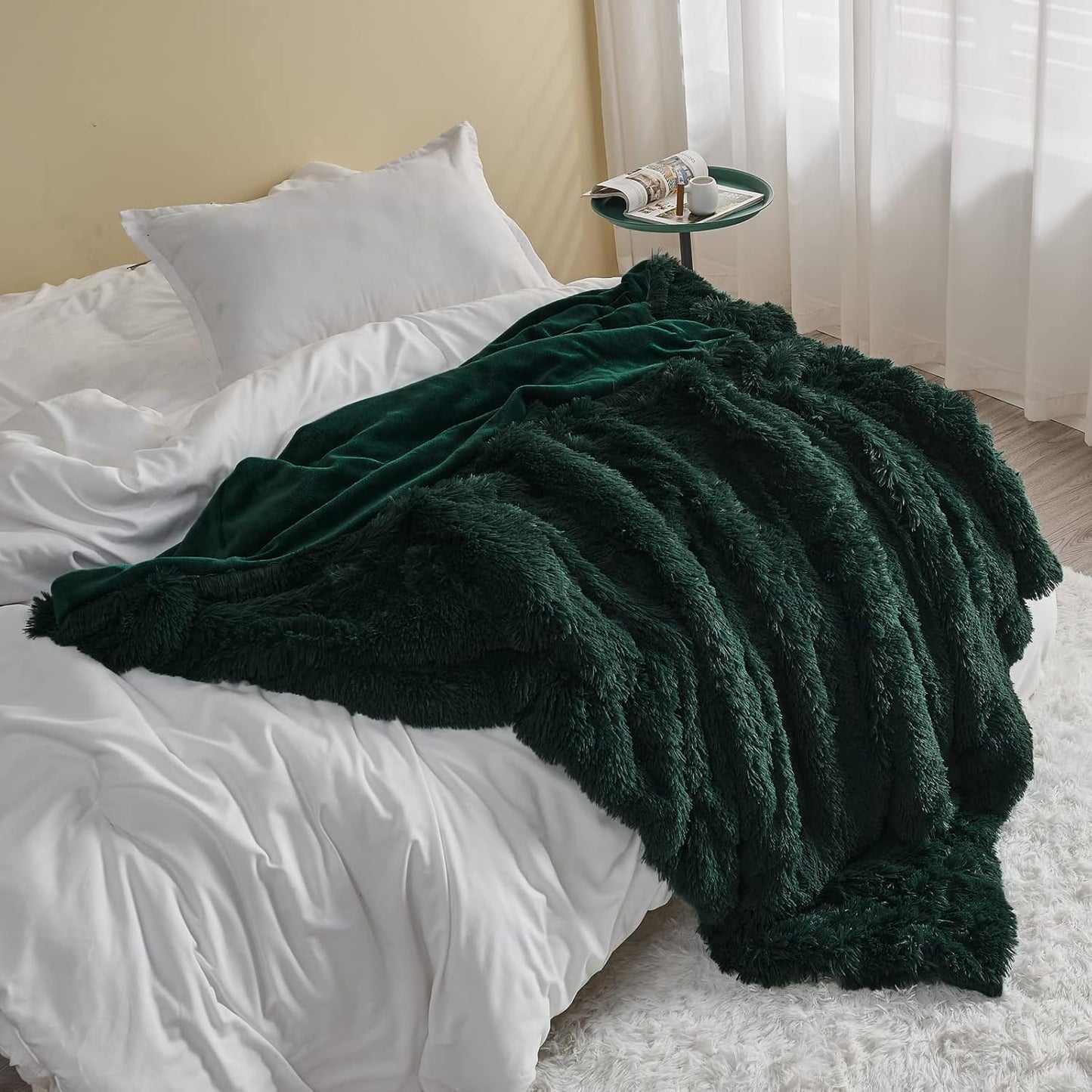 GONAAP Fuzzy Faux Fur Throw Blanket Twin Size Forest Green Super Soft Cozy Plush Fuzzy Shaggy Blanket for Couch Sofa Bed (Forest Green, Twin(60"x80"))