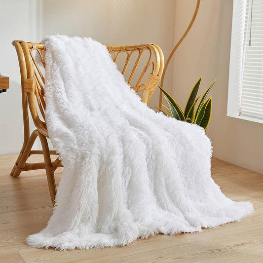 XeGe Luxury Faux Fur Throw Blanket, White Soft 50x60 Fluffy Blanket Throw, Shaggy Plush Decorative Couch Blanket, Cute Furry Throw Holidy Fuzzy Lap Blanket for Kids Women Men Teen Girls White