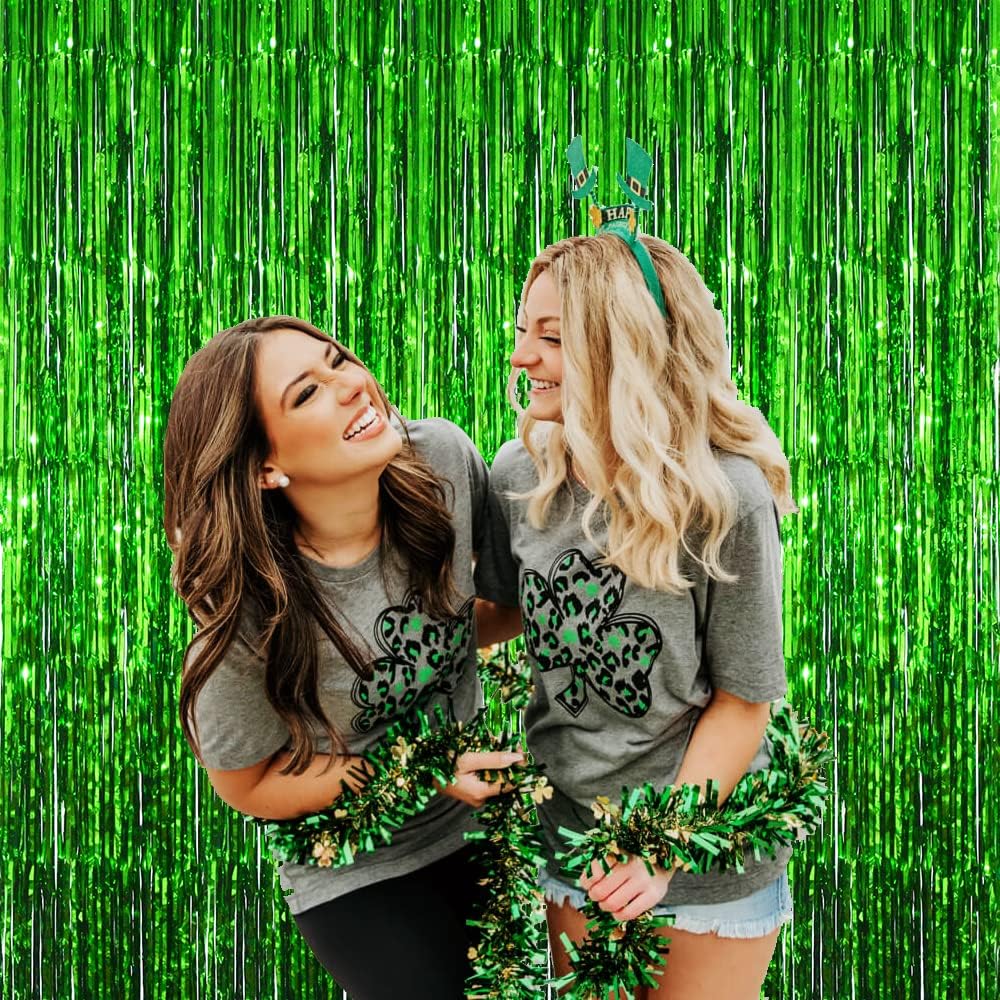 GOER 3.2 ft x 9.8 ft Metallic Tinsel Foil Fringe Curtains Party Photo Backdrop Party Streamers for St. Patrick's Day,Graduation,New Year Eve Decorations Christmas Wedding Decor (Green,4 Packs)