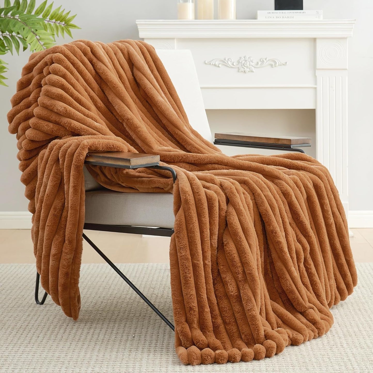 Amélie Home Faux Fur Throw Blanket for Couch, Cozy Fuzzy Fluffy Fur Luxurious Soft Striped Plush Gift Blankets for Family Sofa Chair Bed Living Room Bedroom, 55"x70", Brown