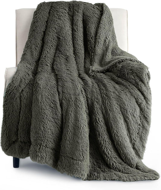 Bedsure GentleSoft Fluffy Olive Green Throw Blanket, Moss Green Decor Cozy Gifts for Women, Men, Soft Fleece Fuzzy Sherpa Plush Warm Thick Faux Fur Throw Blanket for Couch, House, 50x60