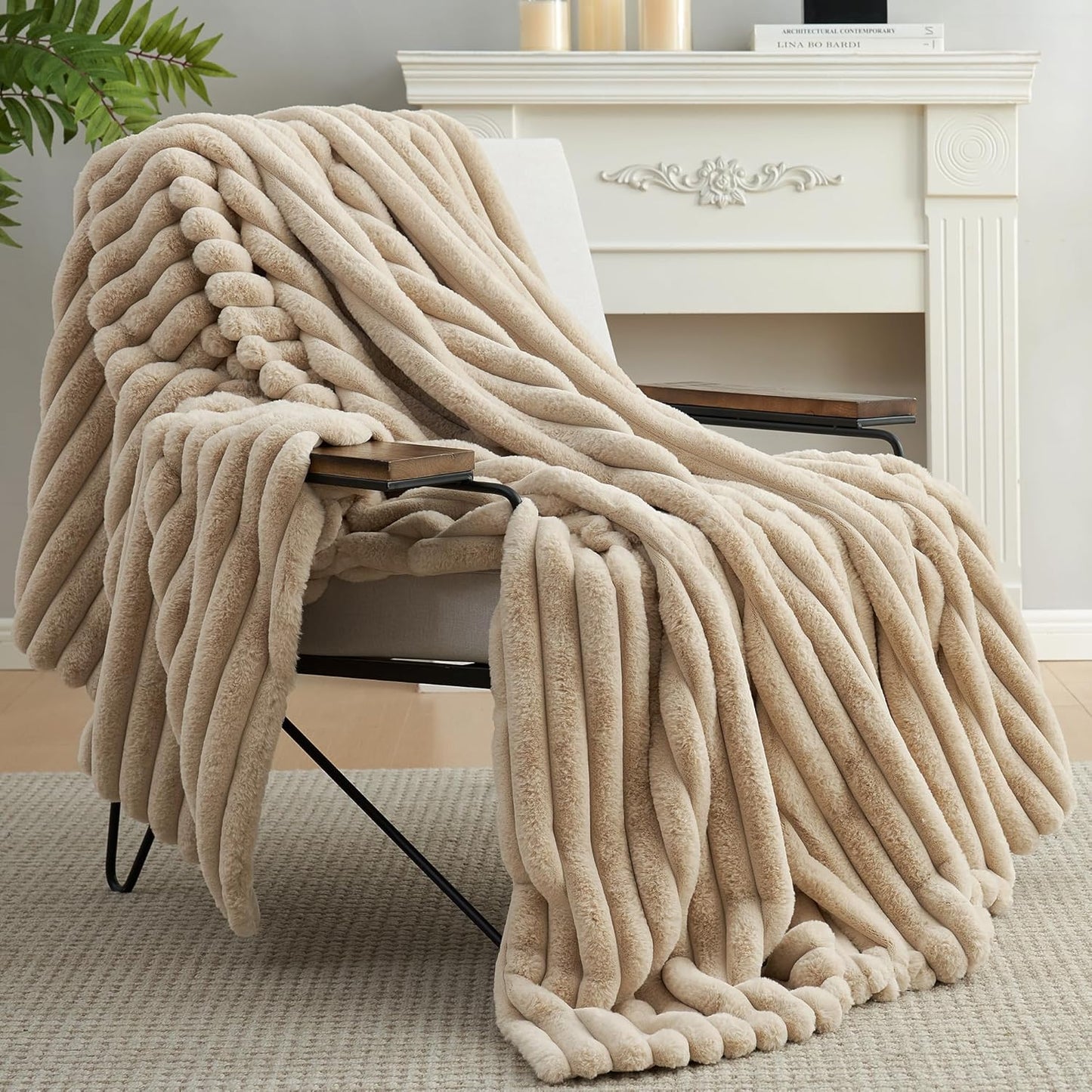 Amélie Home Faux Fur Throw Blanket for Couch, Cozy Fuzzy Fluffy Fur Luxurious Soft Striped Plush Gift Blankets for Family Sofa Chair Bed Living Room Bedroom, 55"x70", Beige
