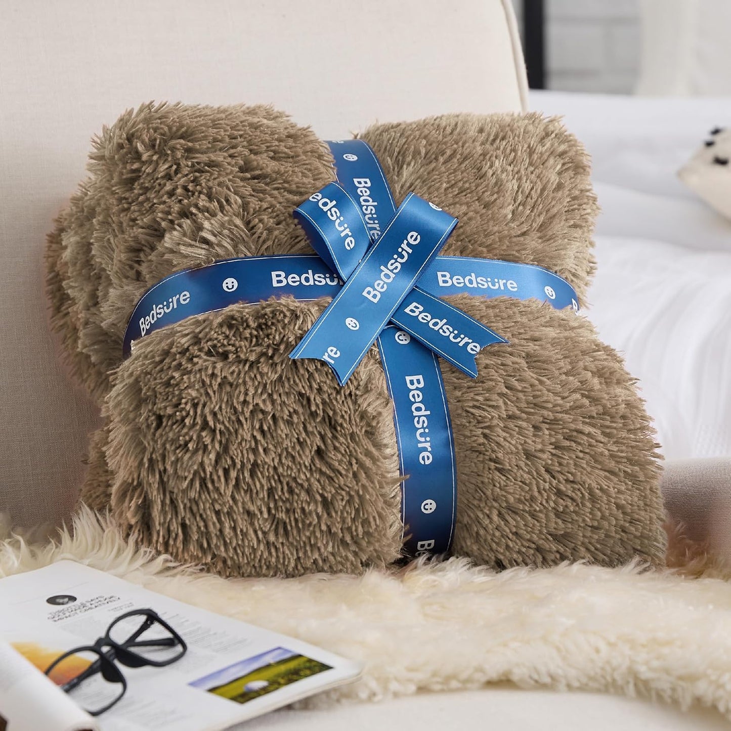 Bedsure GentleSoft Fuzzy Sherpa Faux Fur Twin Blanket, Brown Cozy Gifts for Women Men, Soft Fleece Plush Warm Minky Thick Blanket Twin Size for Bed, Couch, Brown Room Decor Dorm Essentials, 60x80